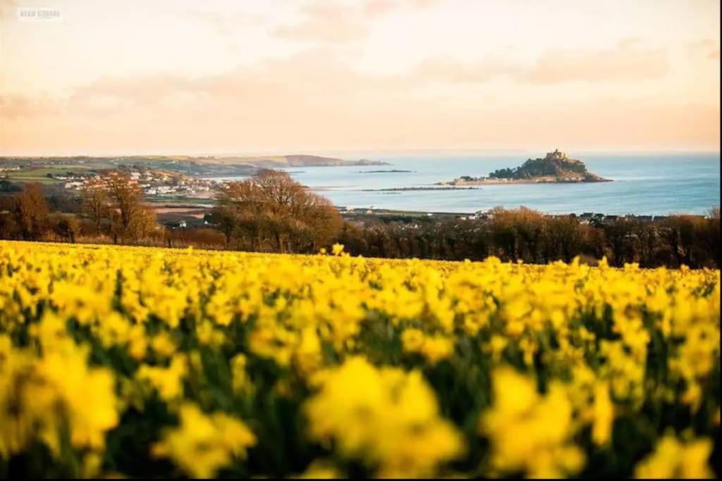 Spacious 1 Bedroom Apartment Near Seafront Penzance Esterno foto