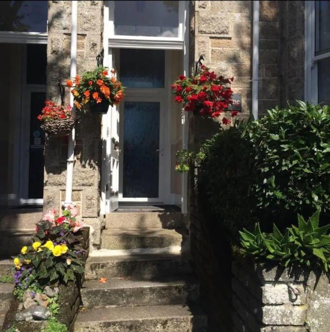 Spacious 1 Bedroom Apartment Near Seafront Penzance Esterno foto