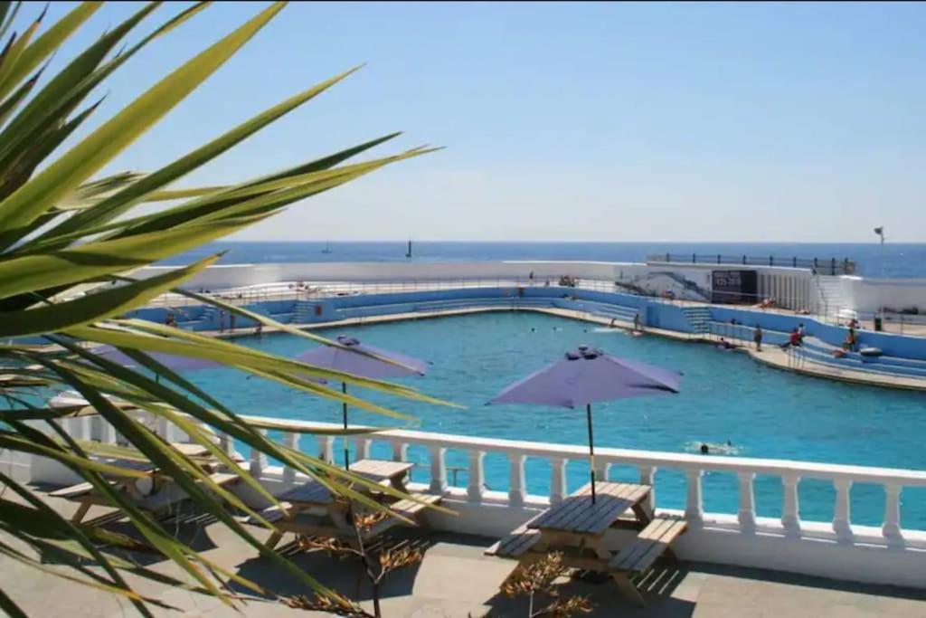 Spacious 1 Bedroom Apartment Near Seafront Penzance Esterno foto